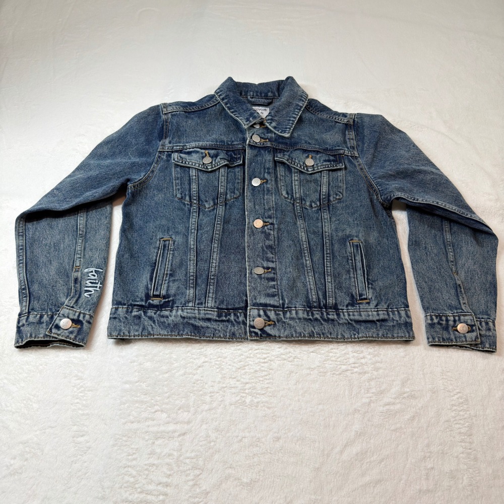 Love in Faith‎ Denim Jacket Womens Small Blue Excellent Embroidered Sleeve Cuff